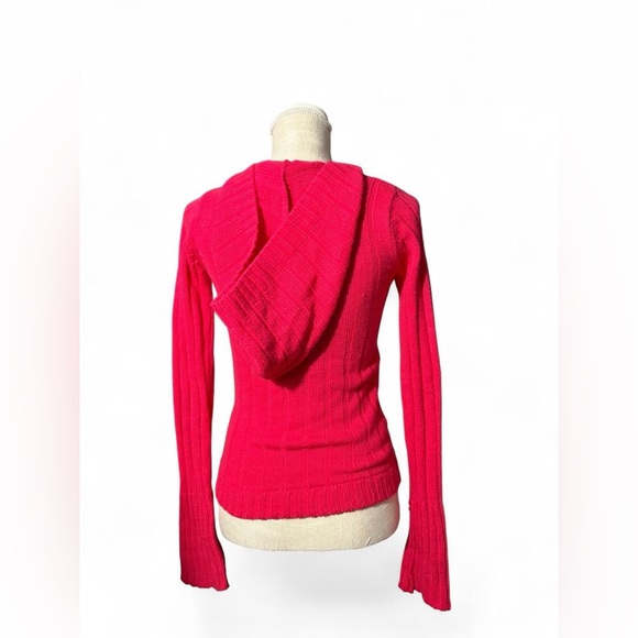 Sweater - Picture 2 of 3